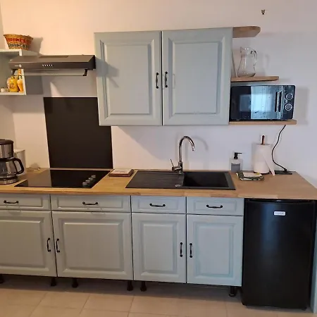 Cozy A Апартаменты Тавель