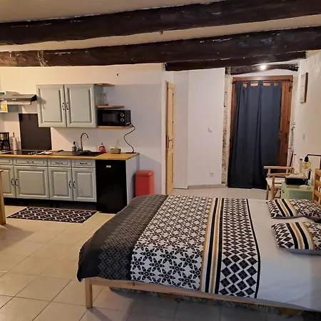 Cozy A * Тавель